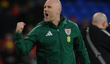 Wales siktar på att utmana Polen i EM, säger Rob Page